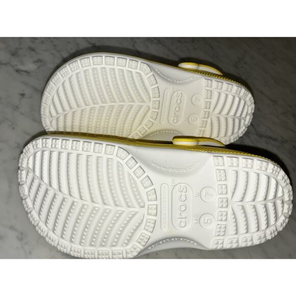 Crocs Womens 7 Bright Yellow Ghost jibbitz New without Tags Mens 5 - Picture 7 of 10